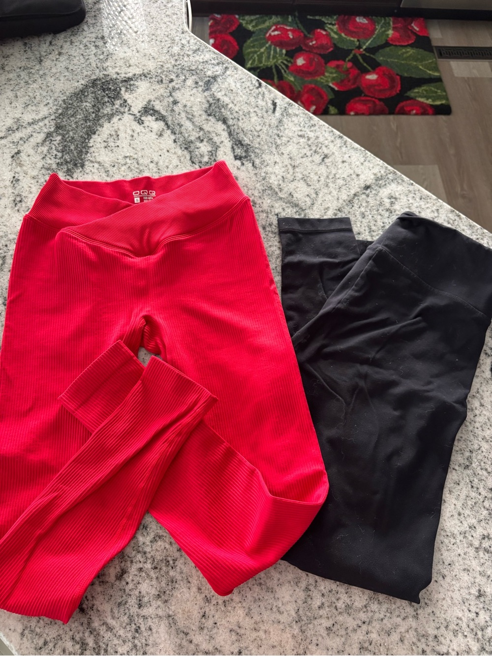 Red Ribbed High-Waist Leggings + Black Leggings Duo